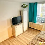 Apartment Naehe Flughafen Dus